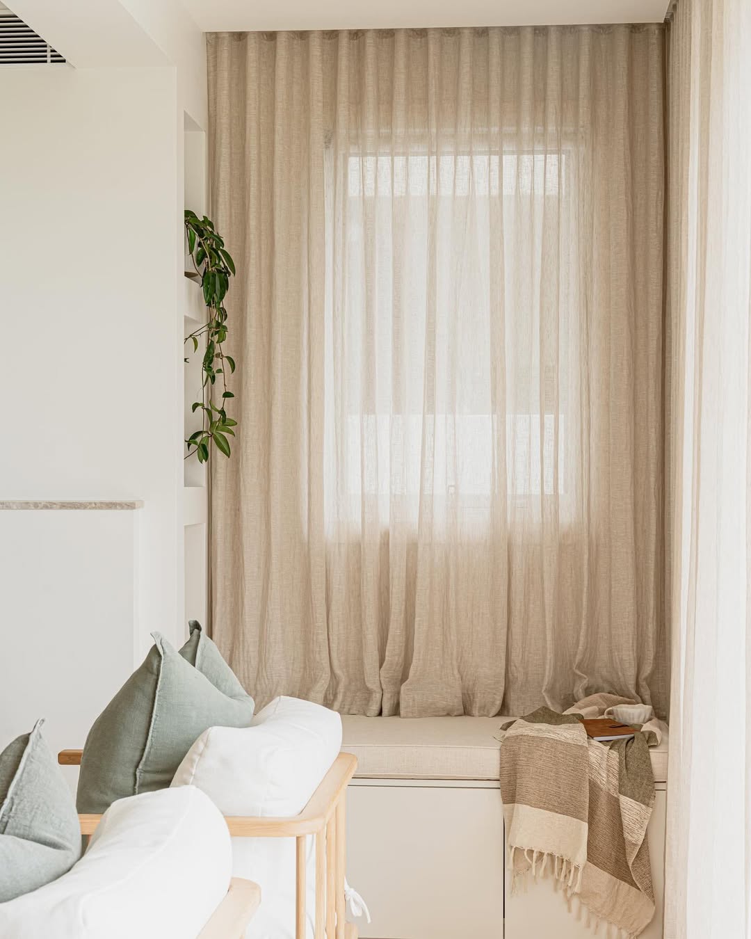 Relaxed Linen Nook