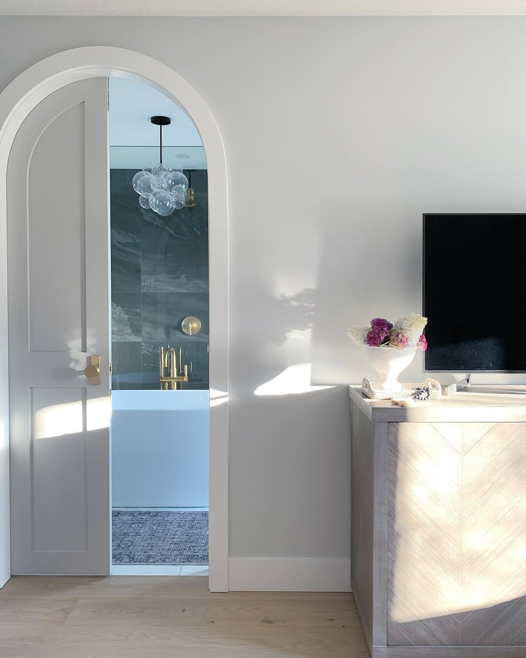 Arched and Dreamy