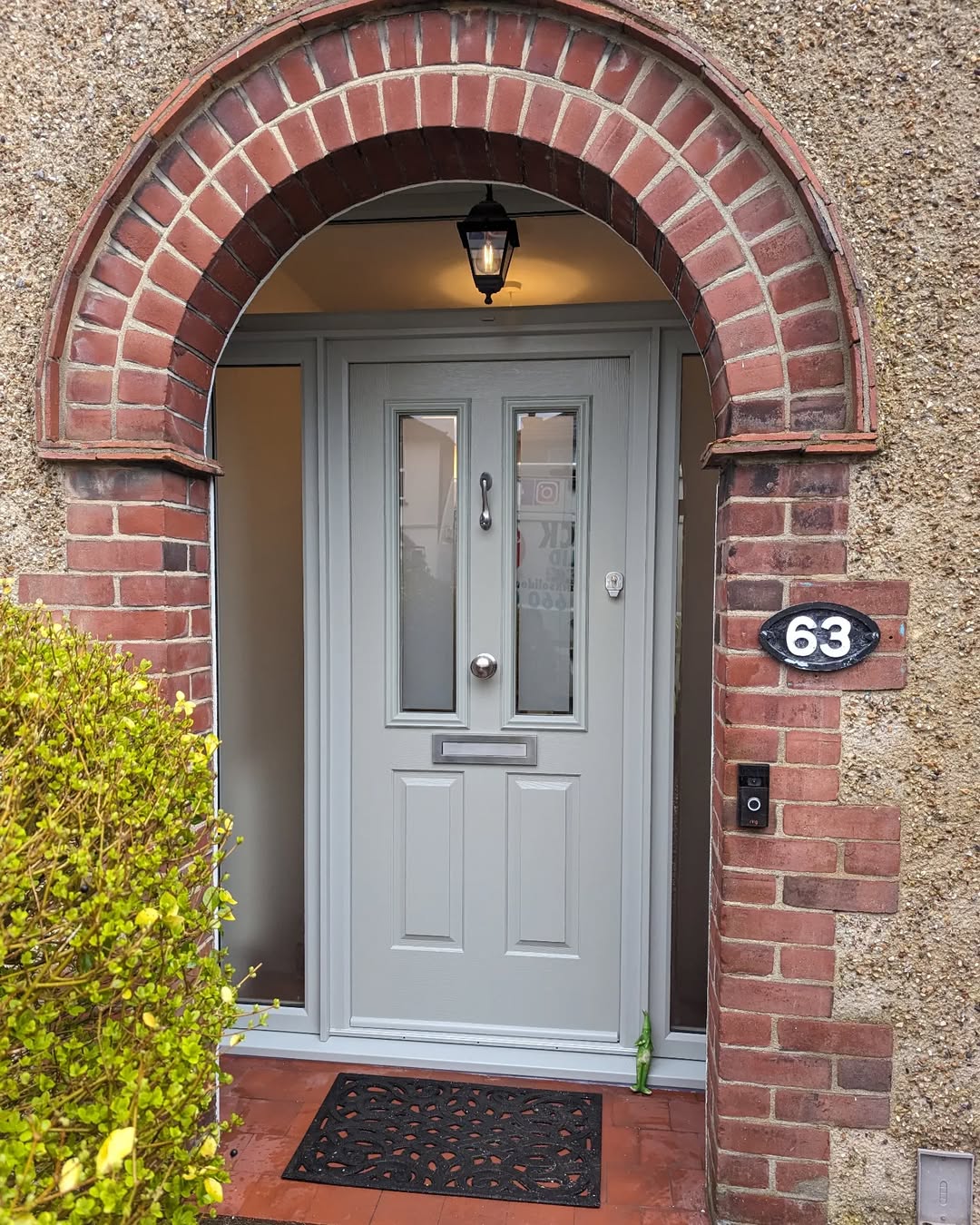 Arched Grey Grandeur