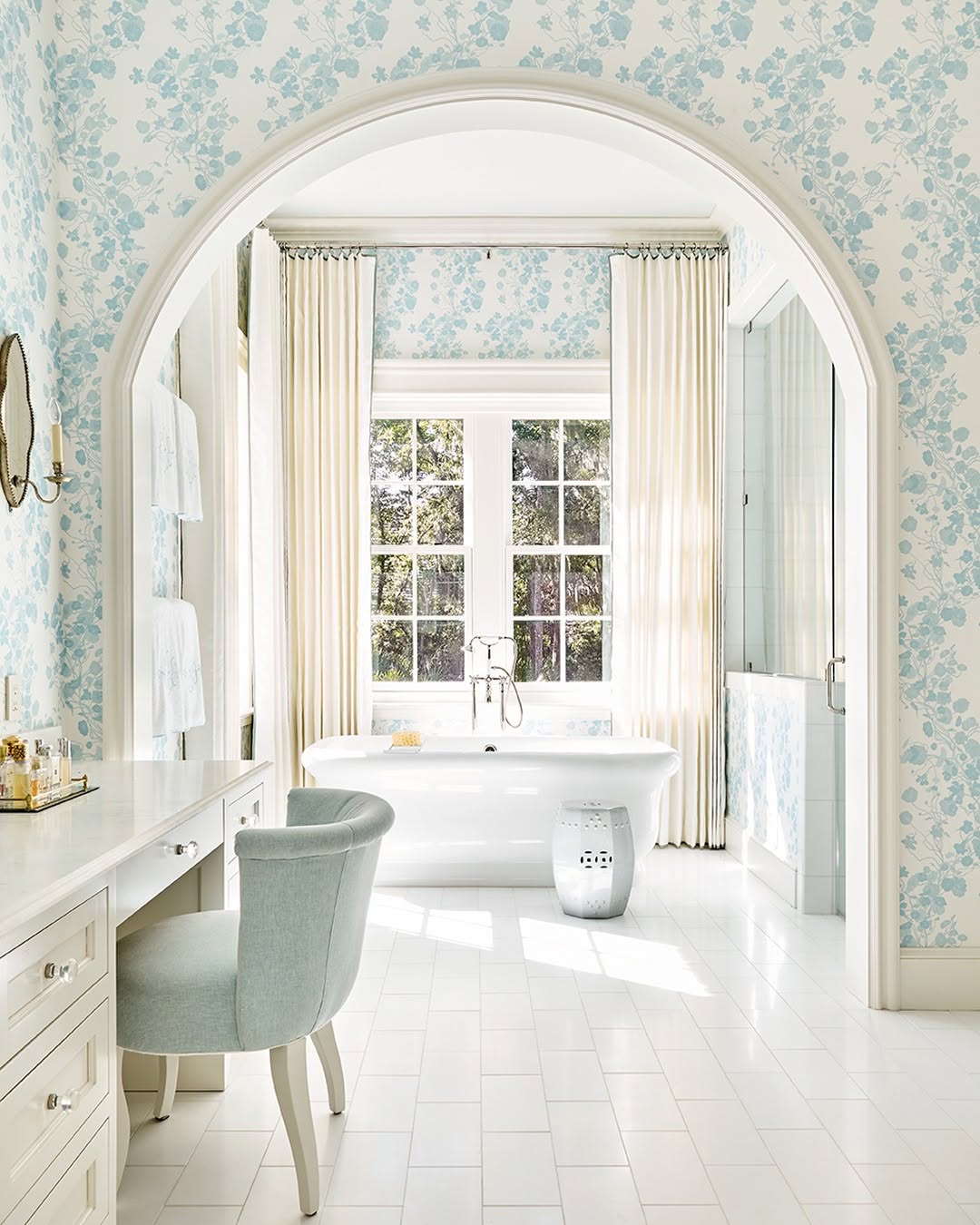 Classic Bathroom Vanity Elegance