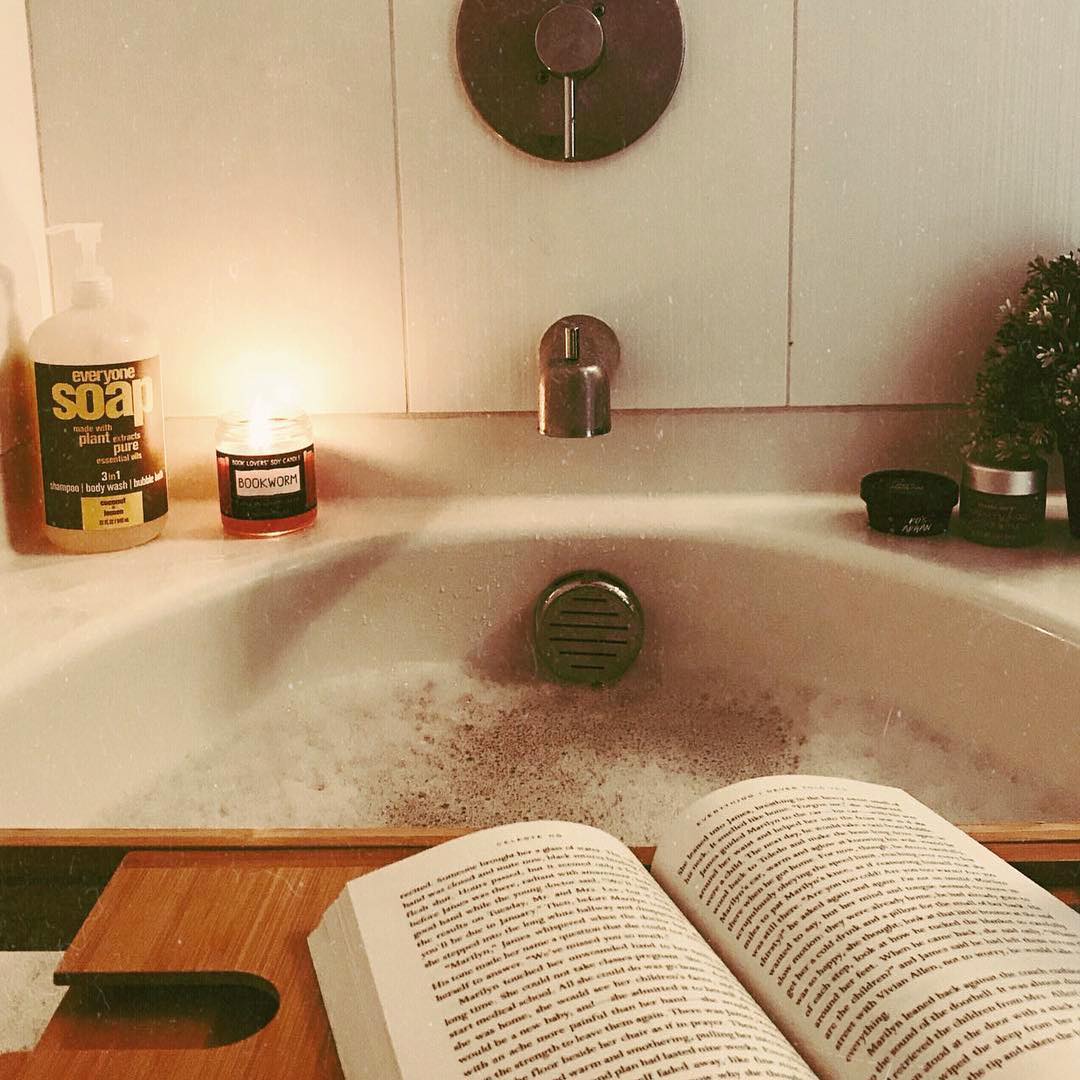 Bookworm Soy by the Tub