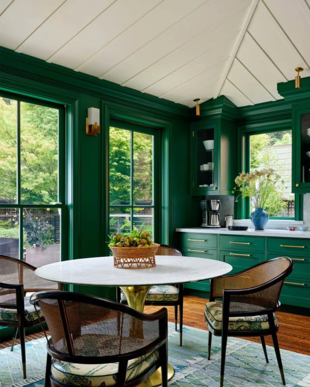 Botanical Breakfast Corner