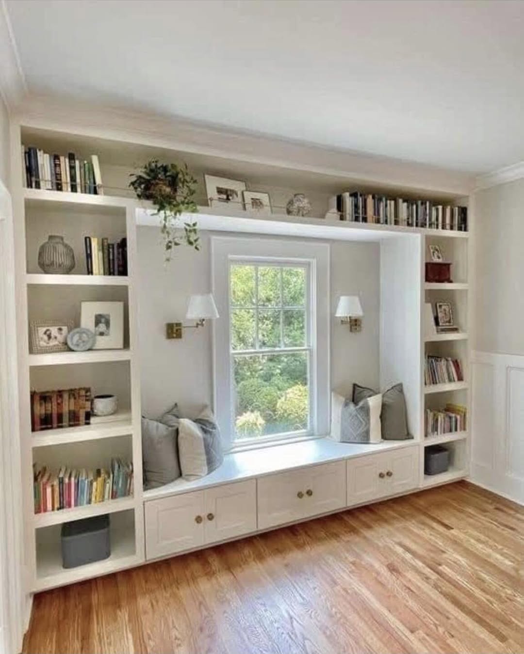 Smart & Sunlit Escape