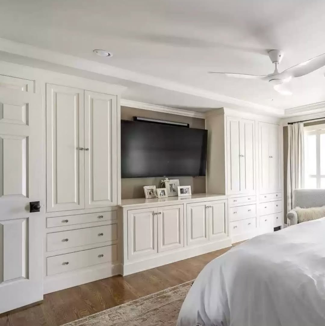 Built-In Beauty with a Media Twist