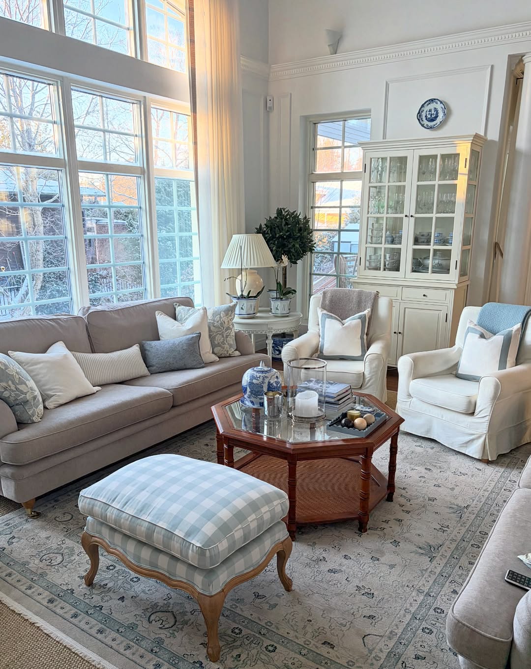 Light-Filled Classic Calm