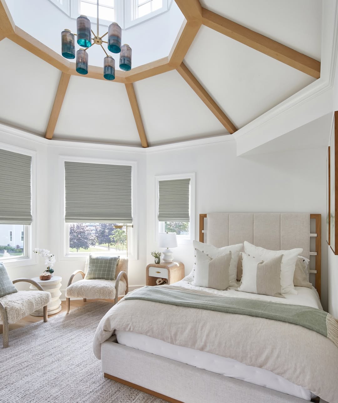 Soft Geometry Calm