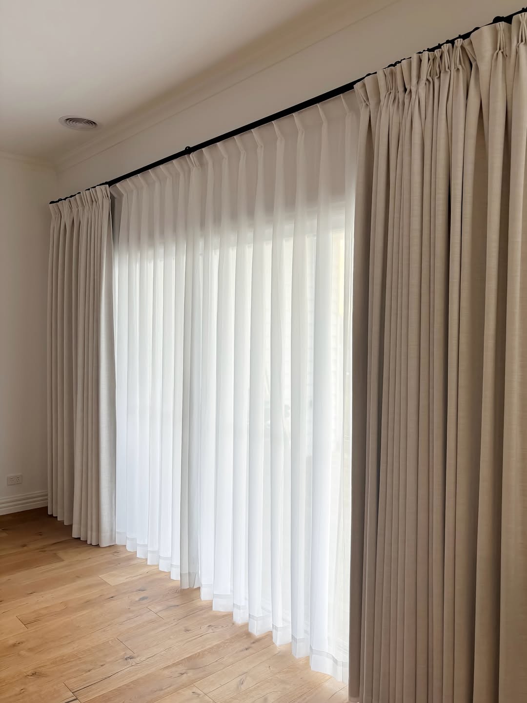 Classic Neutral Curtain Styling