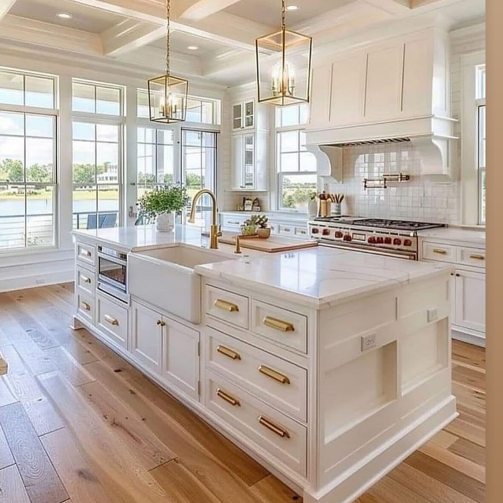 Waterfront White Classic
