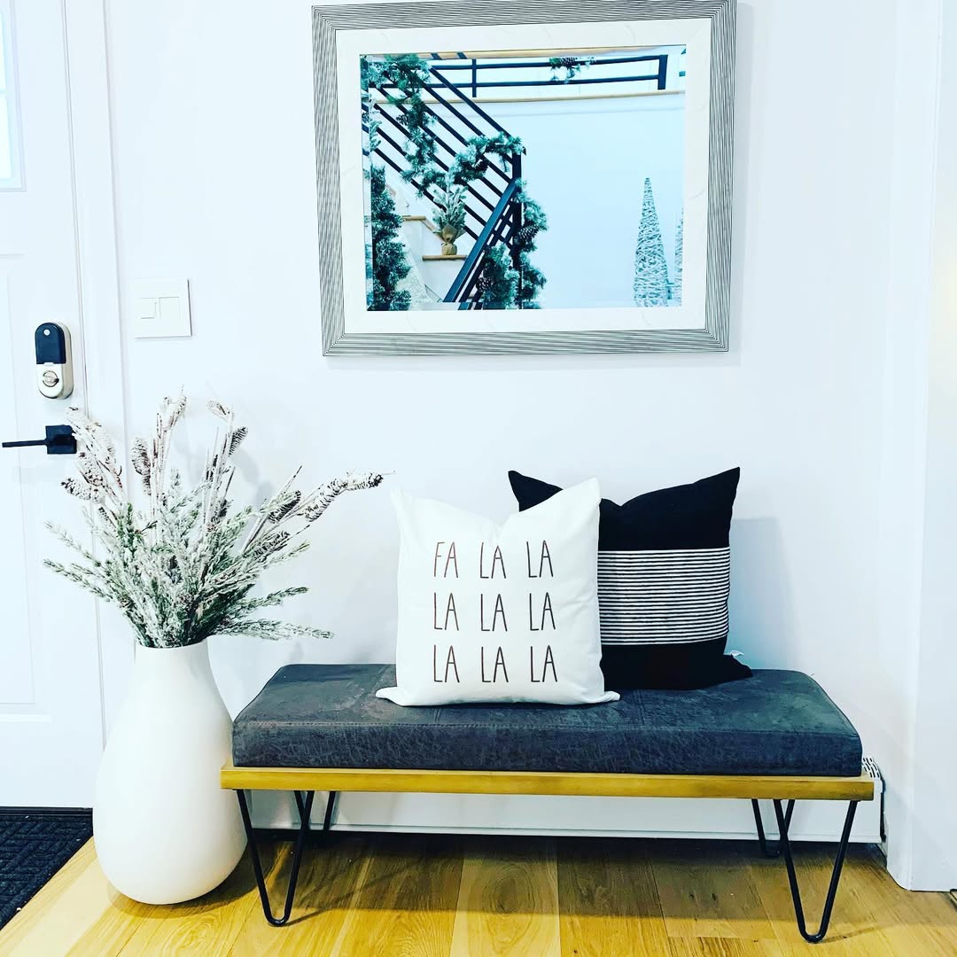 Crisp Entry Style