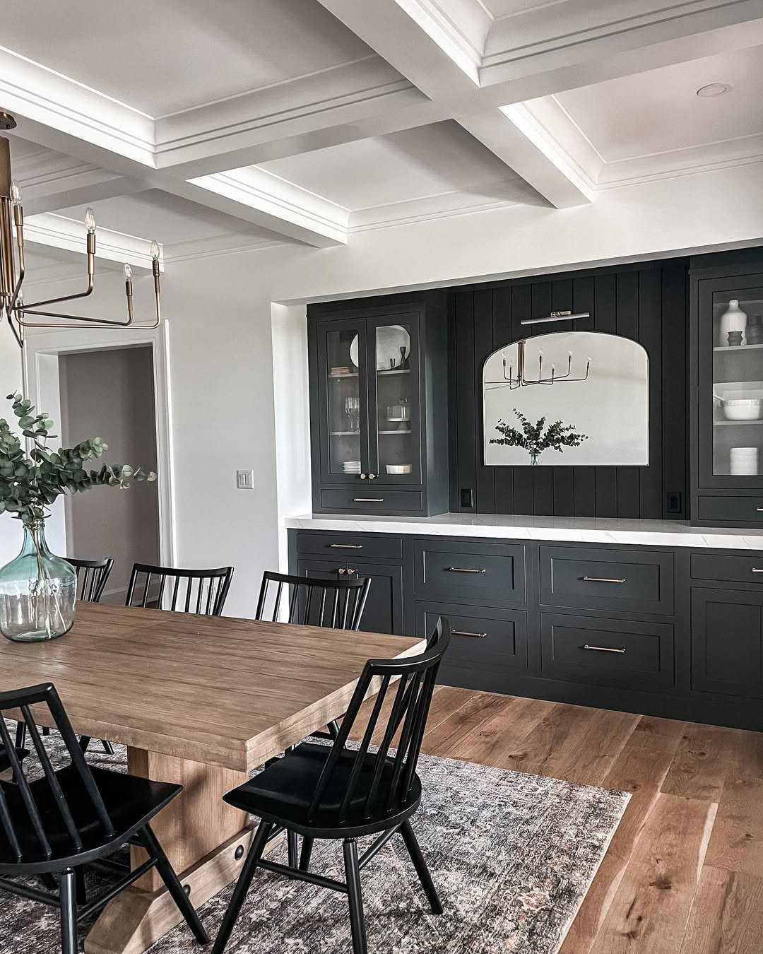 Black Hutch With Arched Mirror