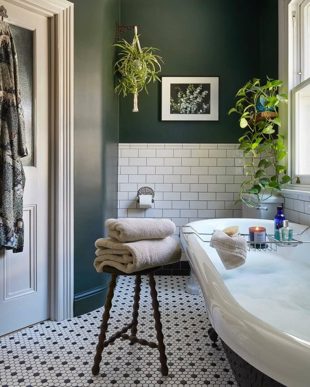 Deep Green Bath Sanctuary