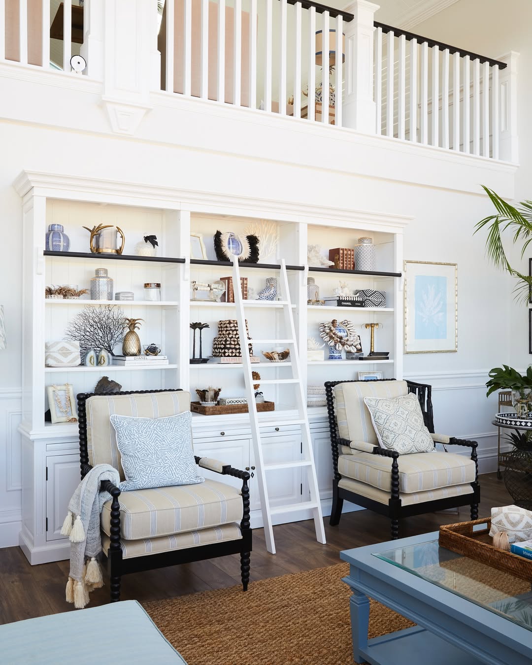 Hamptons on a Shelf