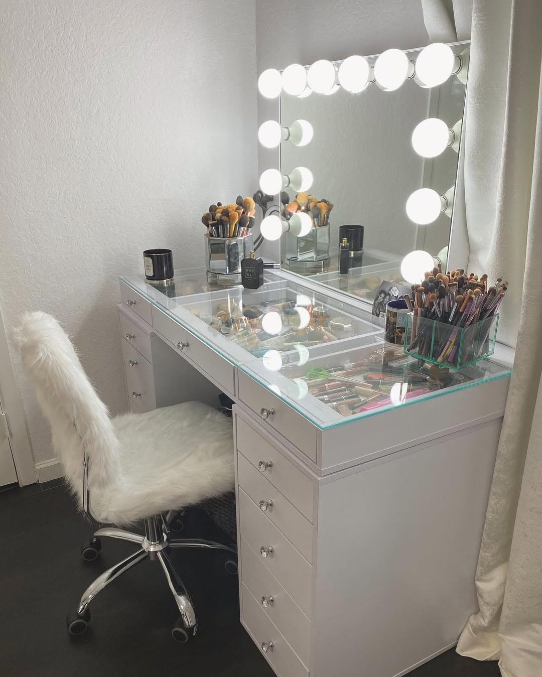 Hollywood Ready Glam