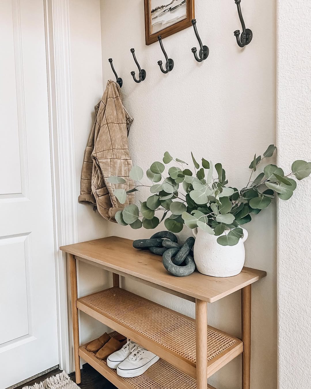 Light & Layered Minimalism