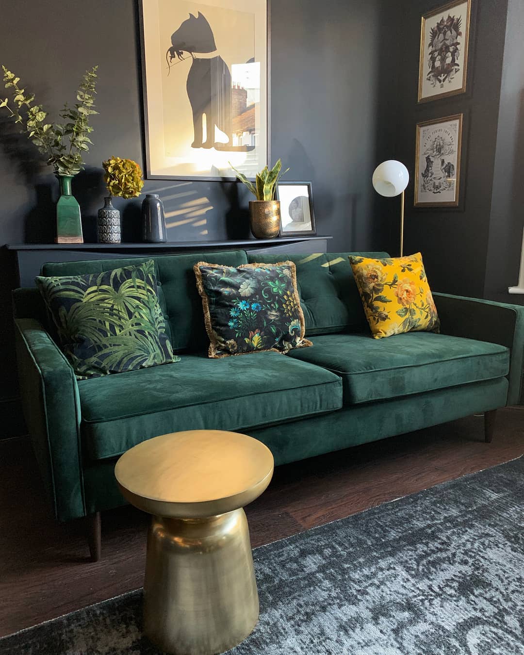 Moody Luxe Accent