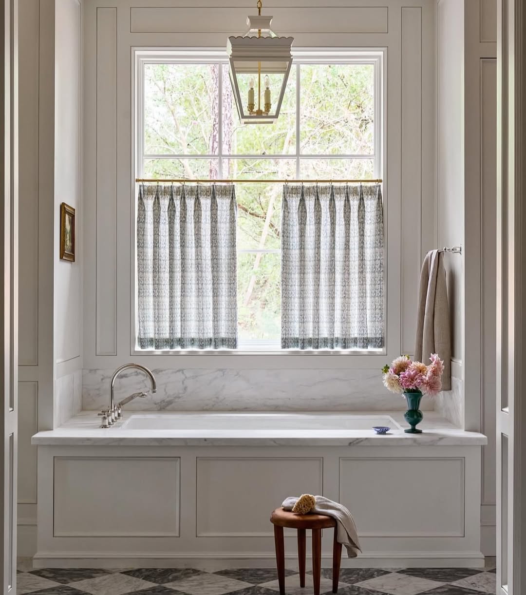 Classic Framed Luxury