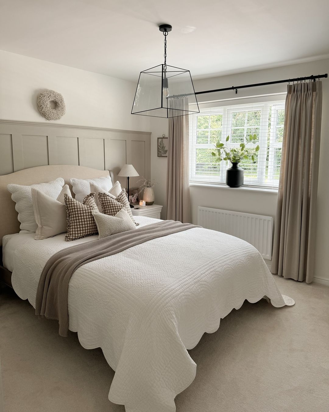 Clean Minimal Drapes