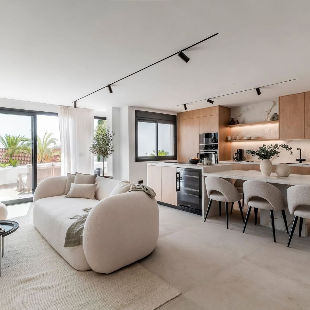 Mediterranean Minimal Luxe