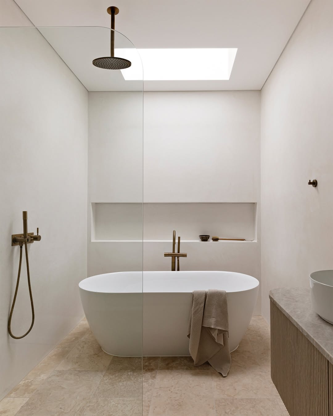 Minimal Spa Energy