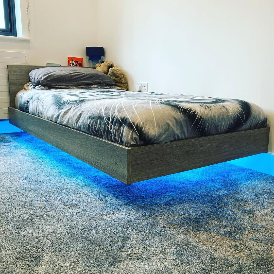 Crafted Modern Float