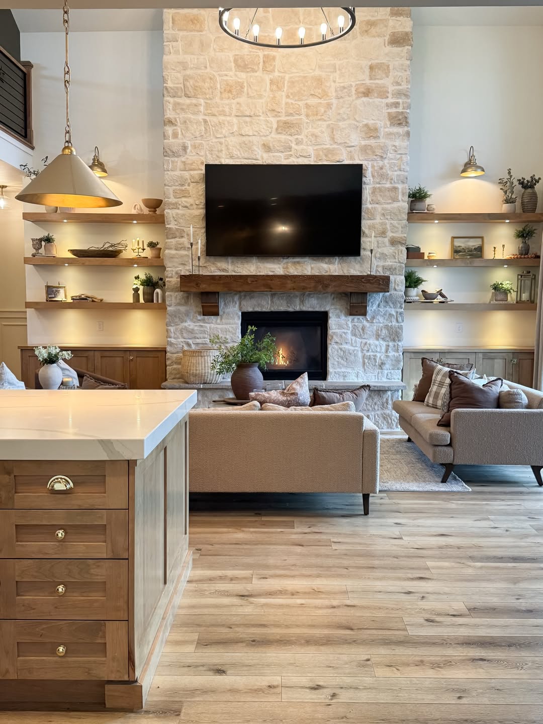 Farmhouse Stone Centerpiece