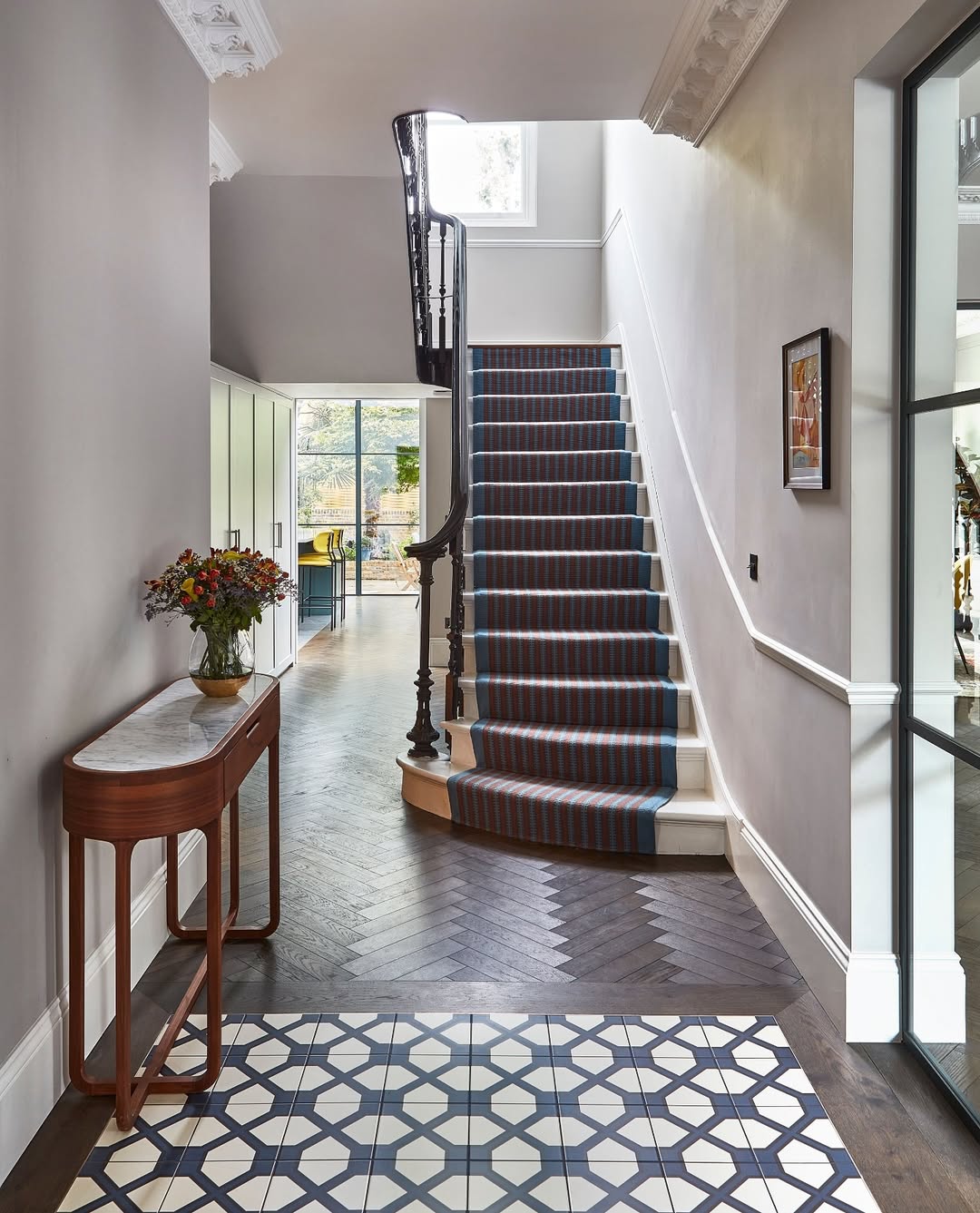 Modern Heritage Flow