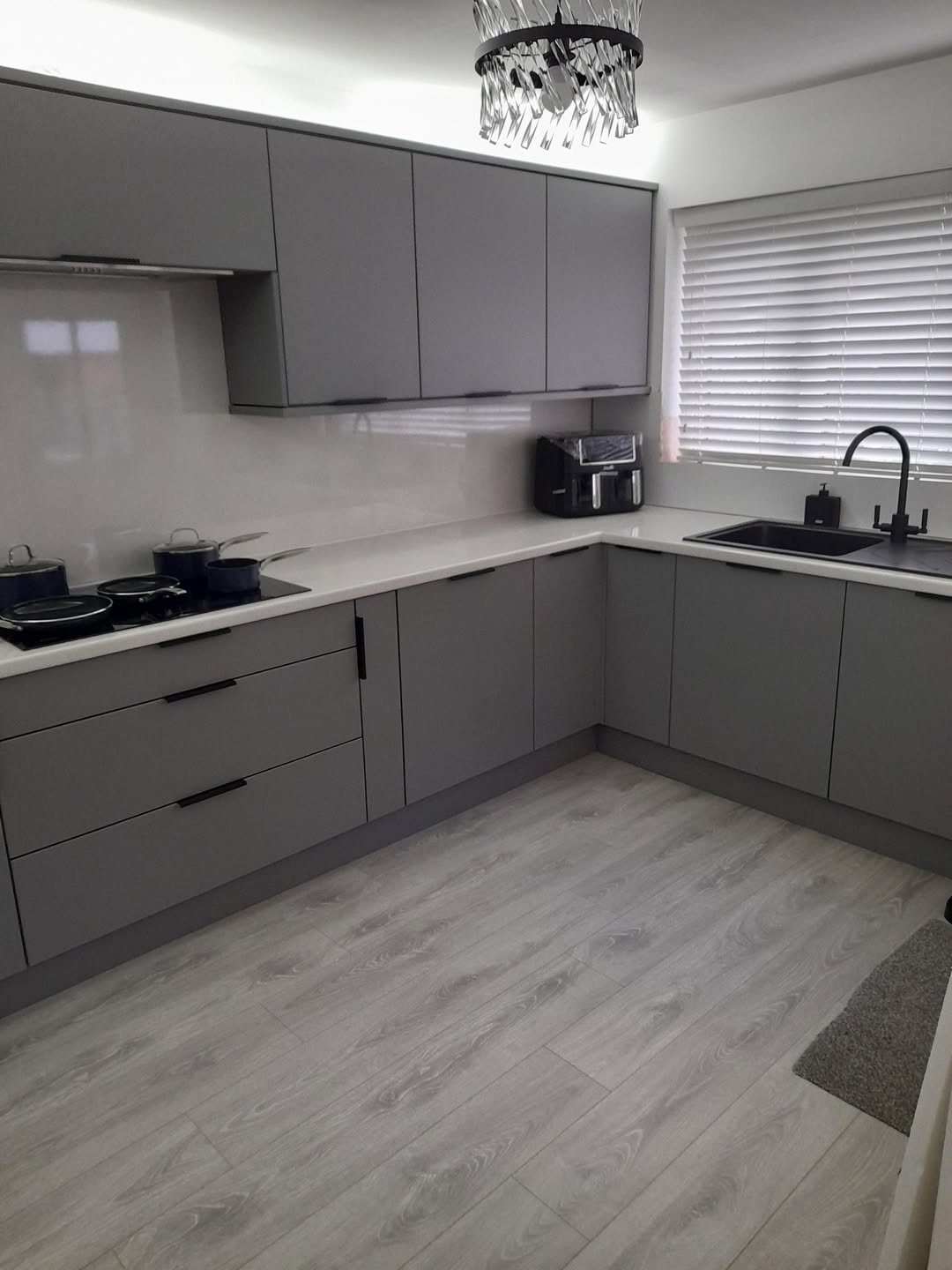 Clean Lines, Modern Flow