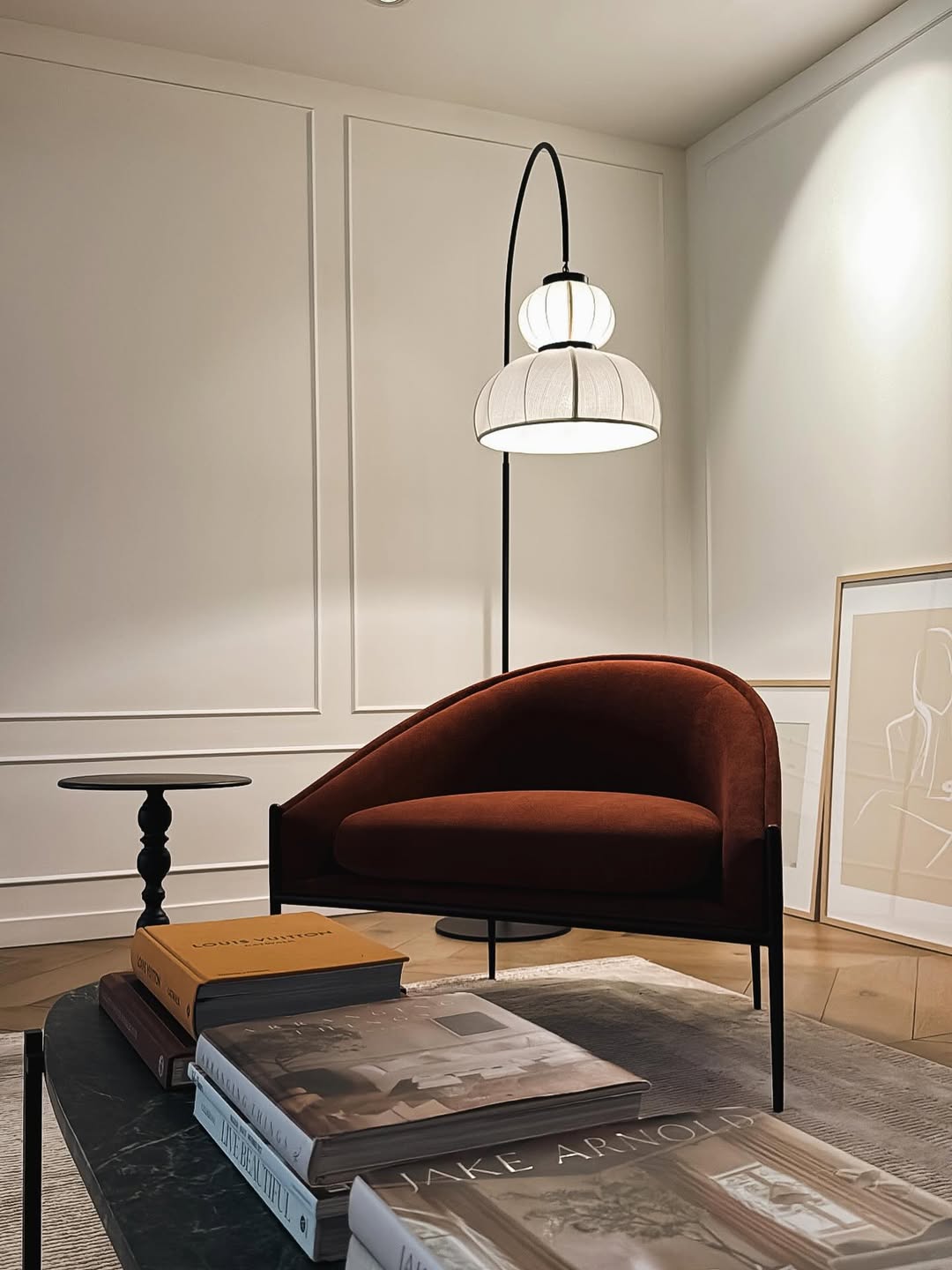 Modern Curves with a Moody Edge