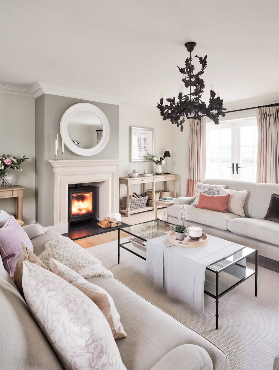 Creamy Neutrals & Blush Touch