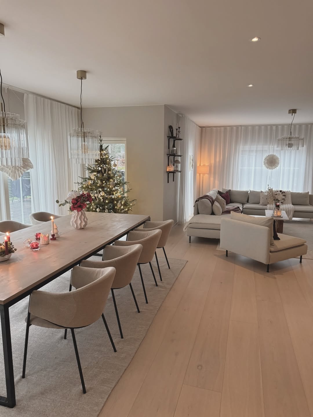 Neutral Open Living & Dining