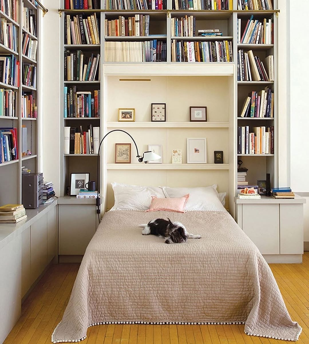Parisian Book Nook