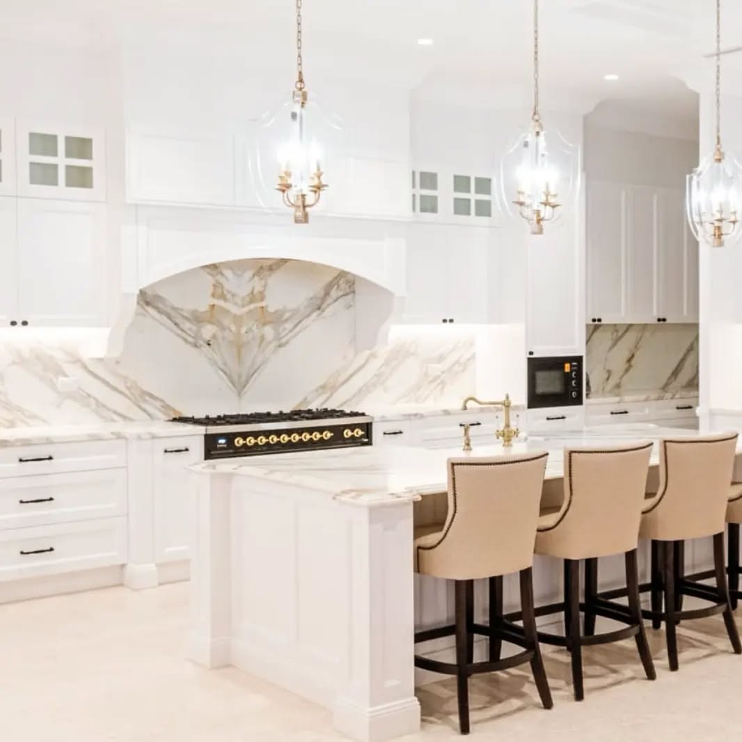 Parisian Marble Moment