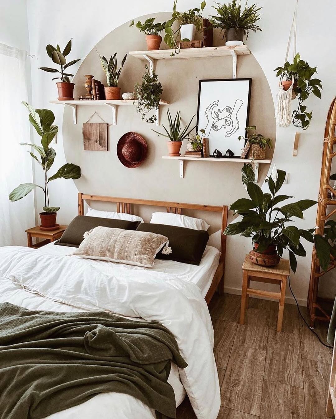 Plant Lover’s Arch Wall