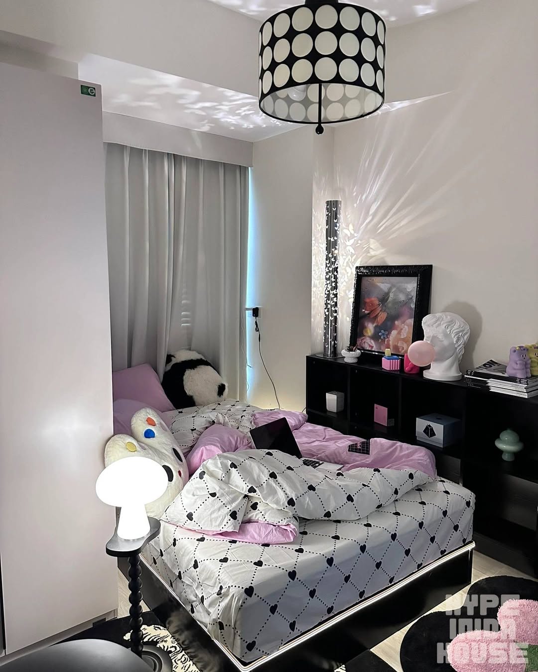 Whimsical Pop Chic