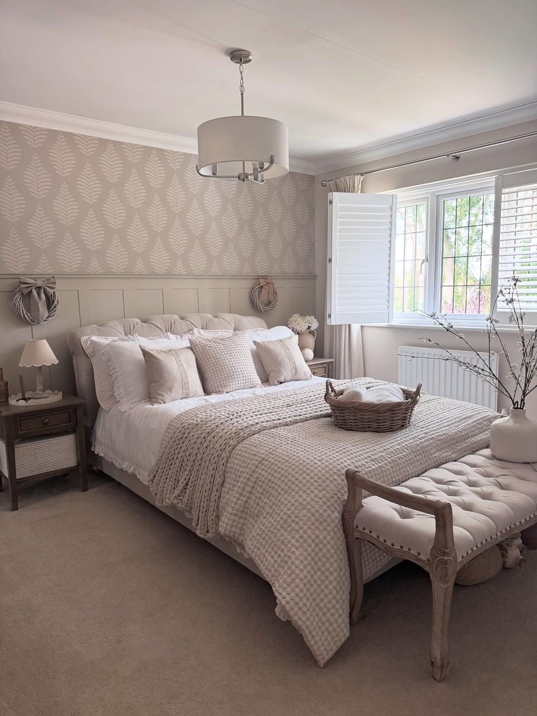 Relaxed Neutral Haven