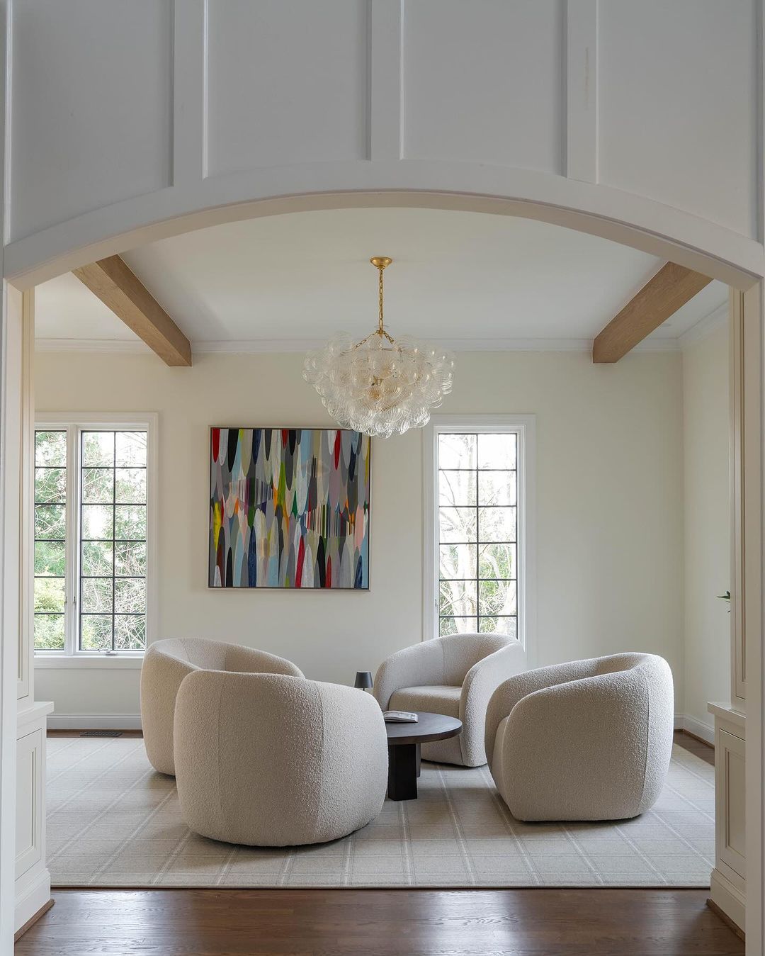 Sculptural Light & Minimal Warmth