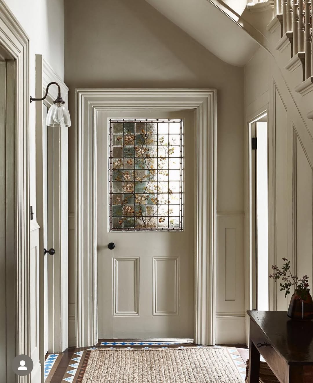 Soft Cream Floral Glass