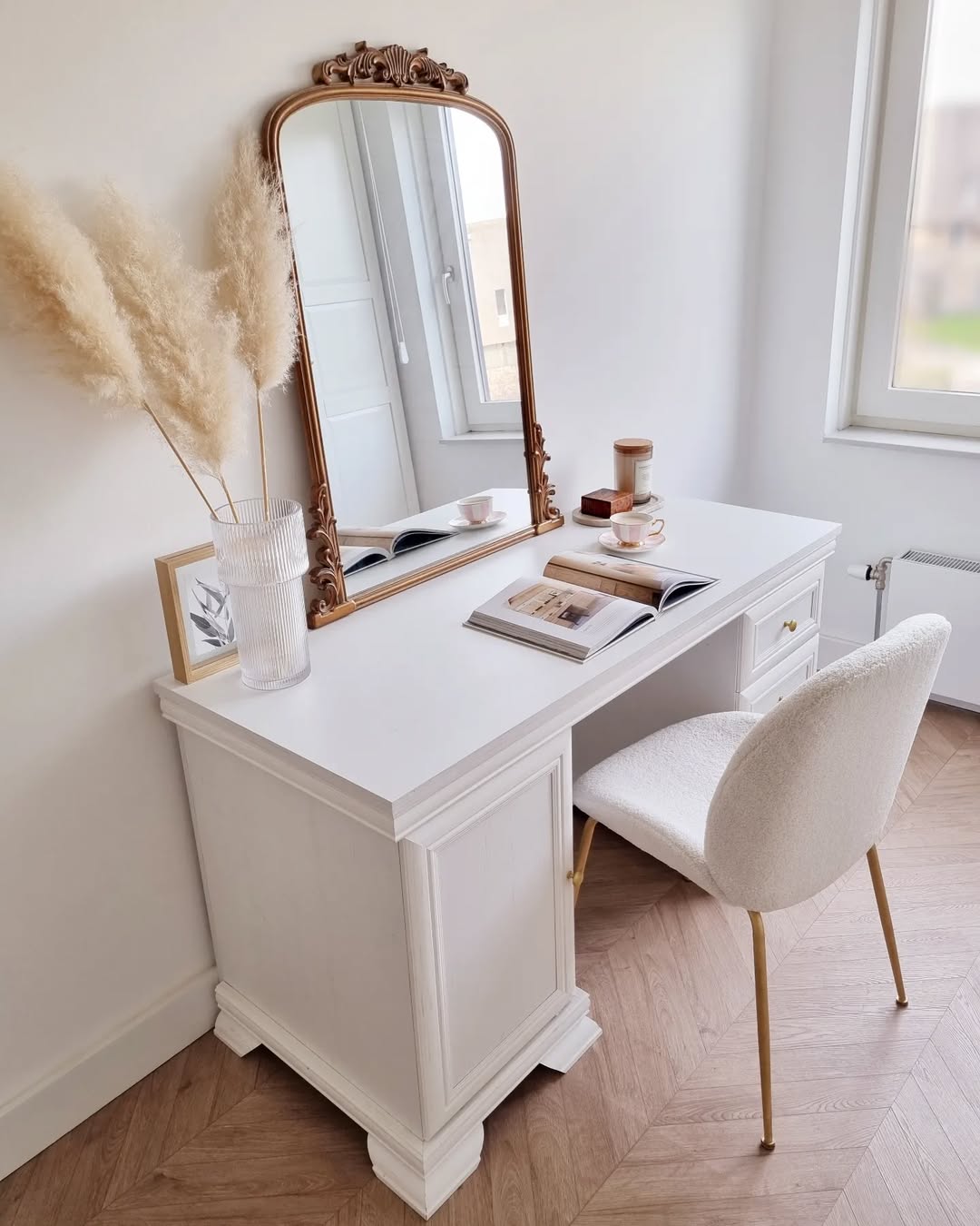 Soft Parisian Calm