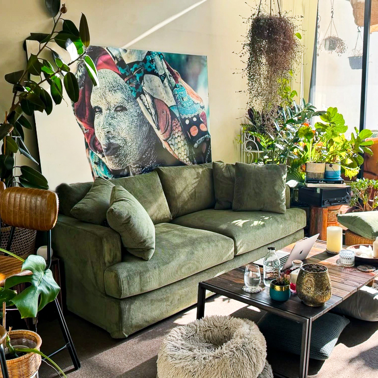 Deep Green Statement Lounge