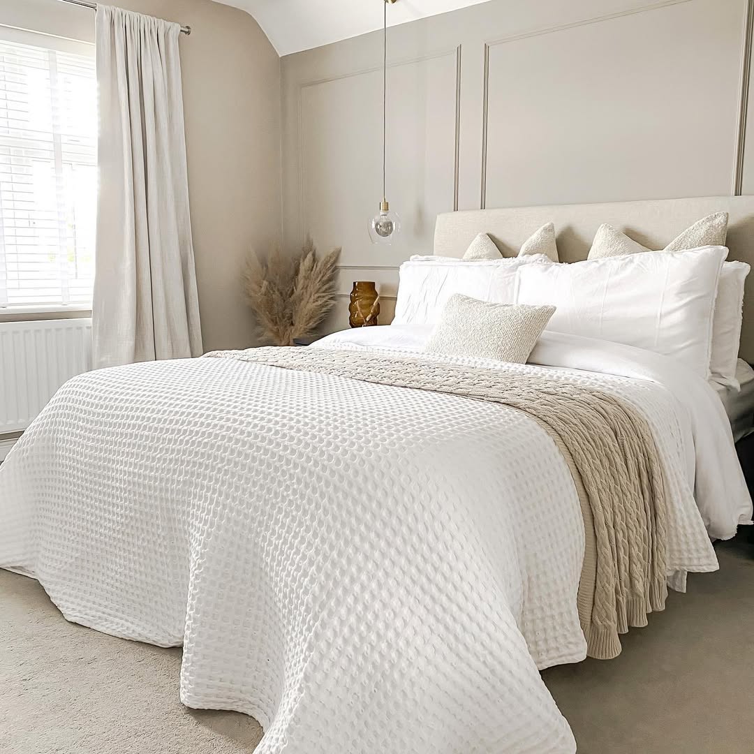 Tailored Texture & Warm Taupe