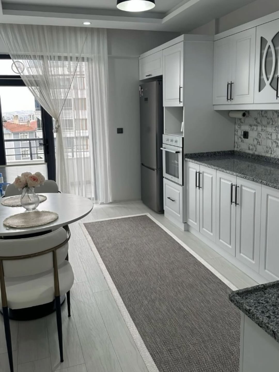 Tonal Gray Flatweave Runner