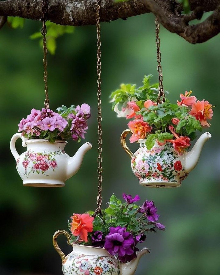 Floral Teapot Trio