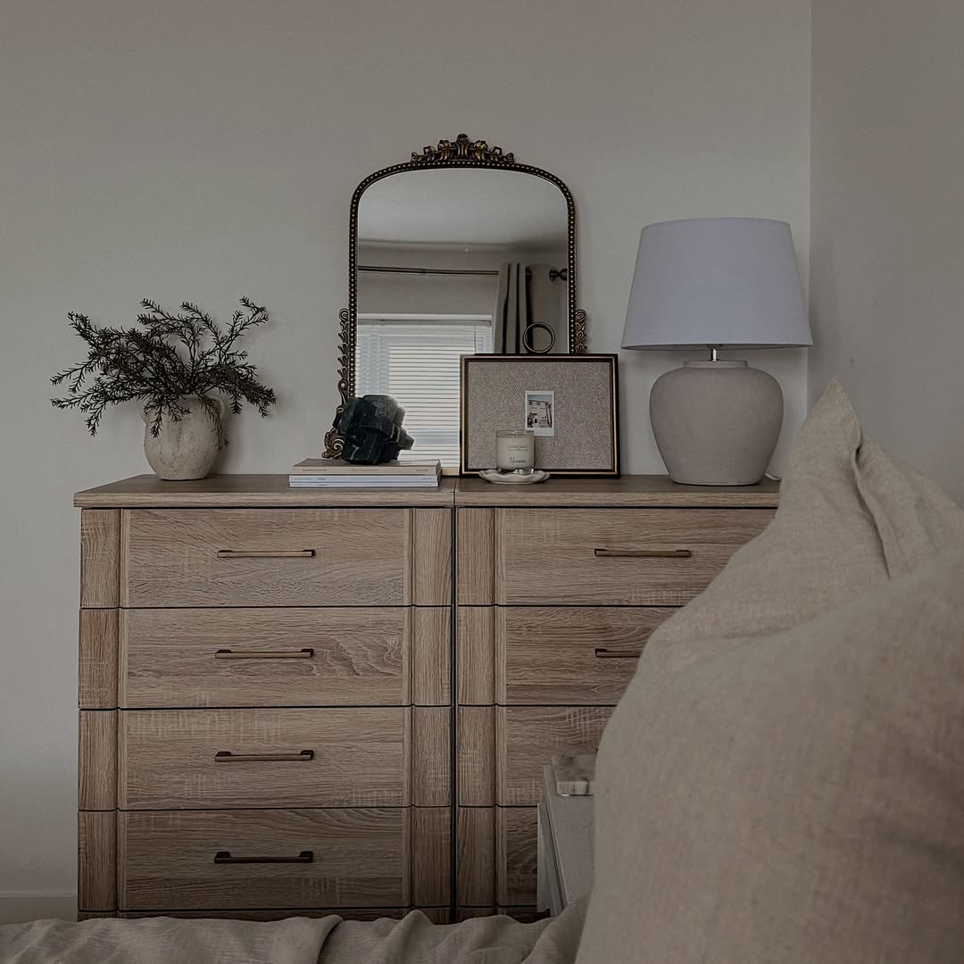 Oak Effect Compact