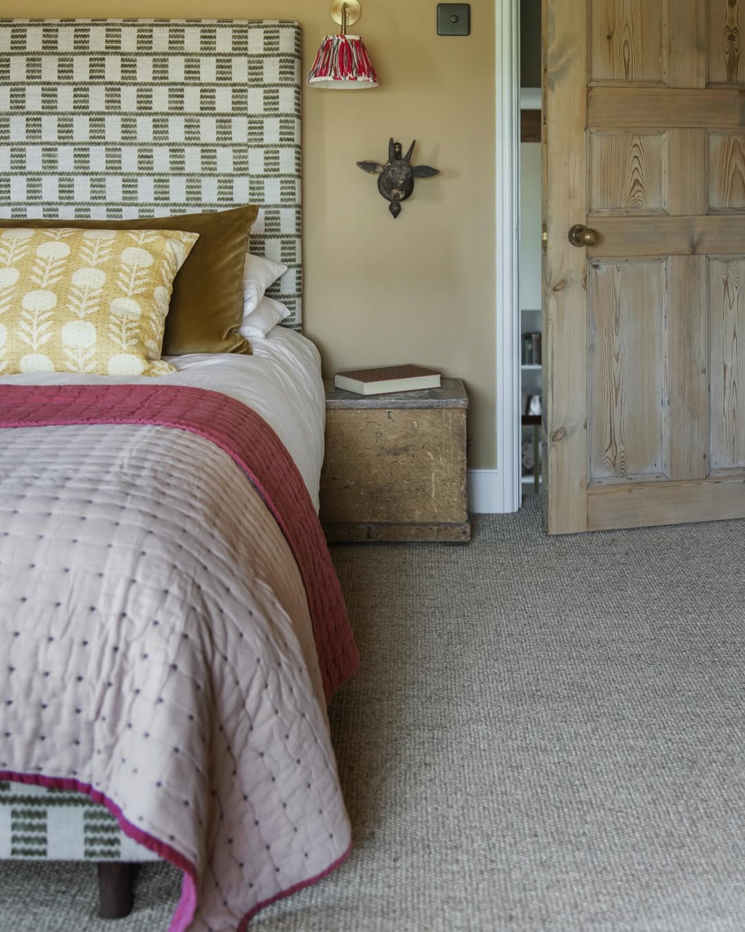 Heritage Weave Warmth